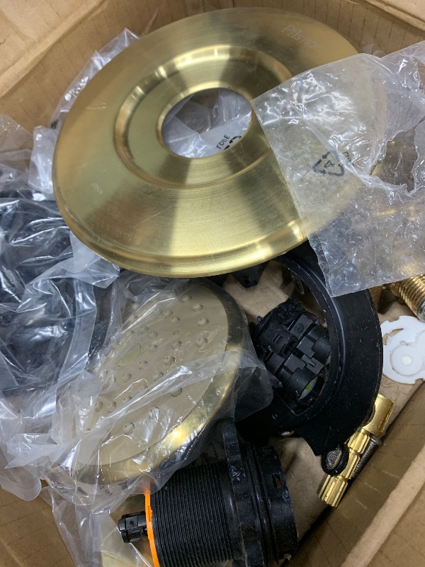 Photo 1 of ** parts only nonrefundable***Pfister Willa Tub & Shower Trim Kit, Valve and Cartridge Included, 1-Handle, Brushed Gold Finish, 8P8WS2MALSBG