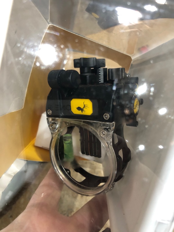 Photo 1 of Trophy Ridge Digital React Trio Pro 3-Pin Archery Bow Sight, Right Hand, 0.019 Pin