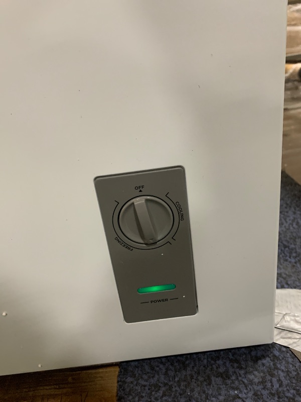 Photo 1 of Midea MERC04C4BAWW Cubic Feet Chest Freezer, 3.5 Cu.ft-Convertible, White