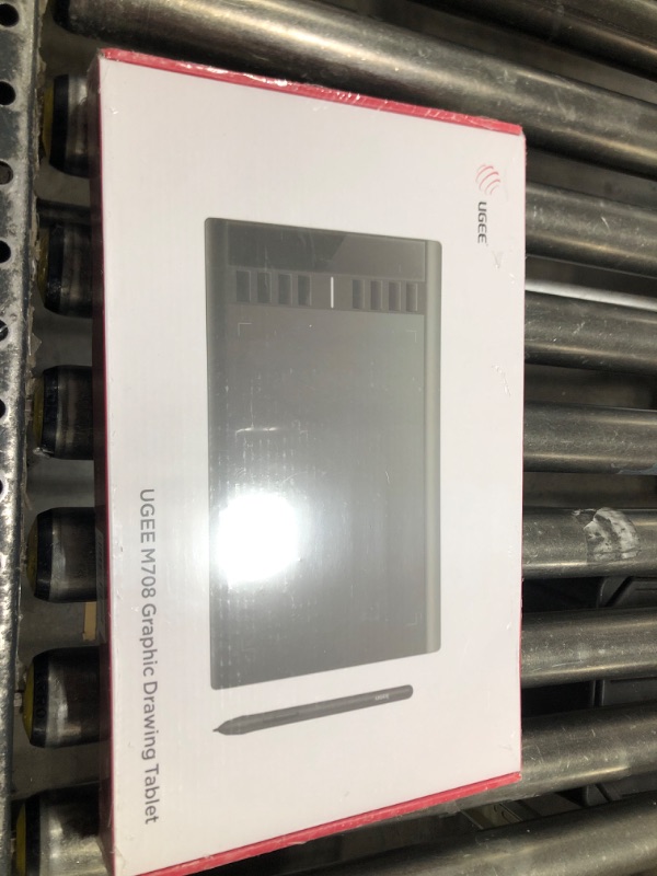 Photo 1 of UGEE 15.4 inch Drawing Tablet with Screen?143% sRGB UE16 Computer Graphics Tablet with Full-Laminated Screen 8+1 Hot Keys 16K Level Pressure Battery-Free Stylus?Drawing Pad for PC/Windows/Mac/Android
