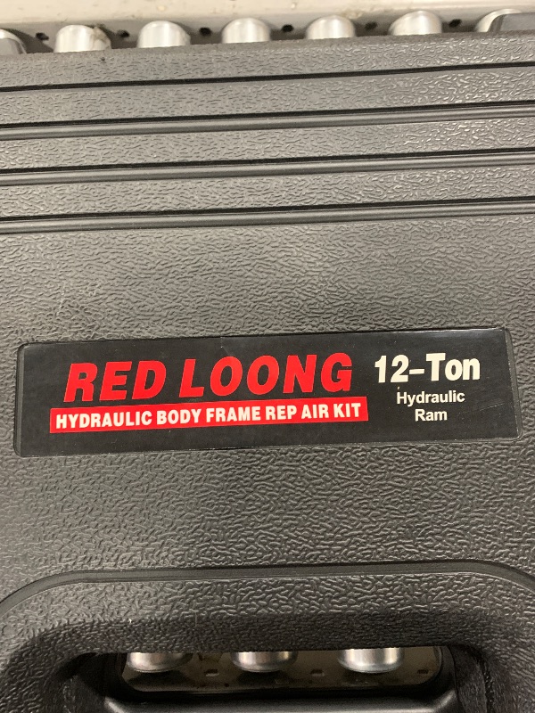 Photo 1 of RED LOONG 12 TON HYDRAULIC RAM