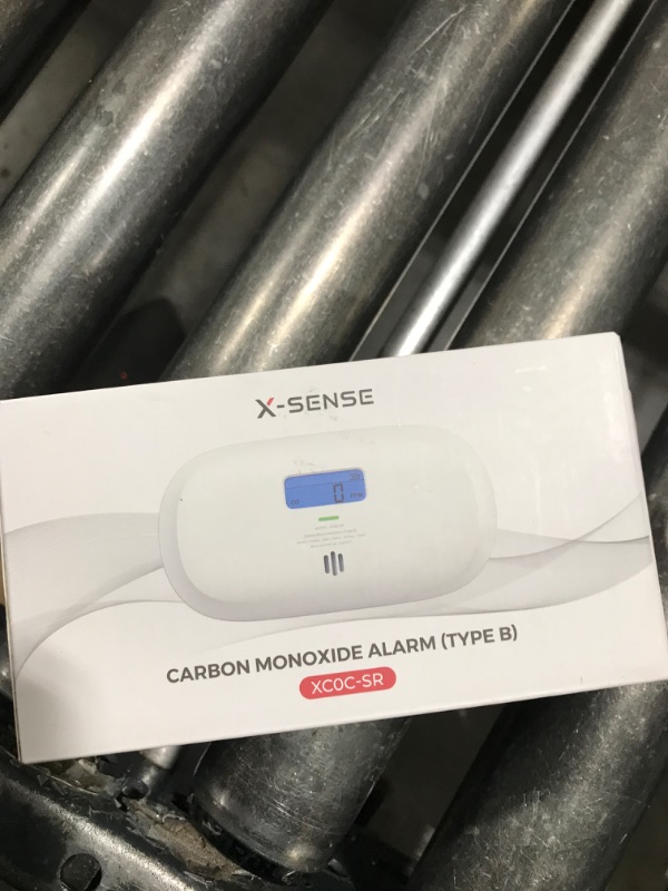 Photo 1 of X-Sense Carbon Monoxide Detector, Replaceable Battery Powered CO Alarm with Digital Display, Portable Carbon Monoxide Detector for Travel, XC0C-SR, 1-Pack