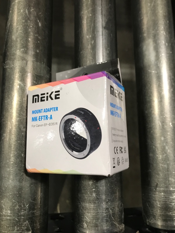 Photo 1 of Meike Metal Lens Adapter EF-EOSR Auto-Focus Mount Converter for Canon EF/EF-S Lens to EOS-R EOS-RP R5 R6 R7 R10 C70 and RED Komodo Cameras