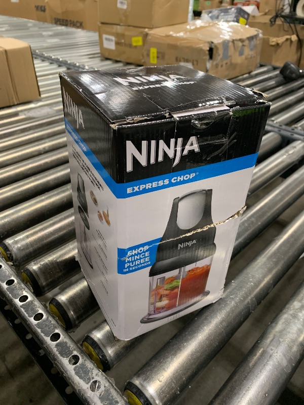 Photo 1 of Ninja Food Chopper Express Chop with 200-Watt, 16-Ounce Bowl 