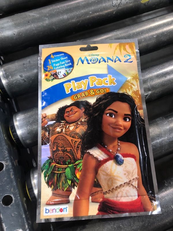 Photo 1 of MOANA COLORING 