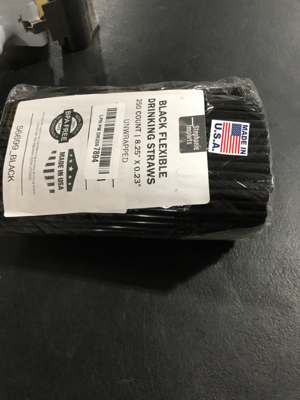 Photo 1 of Made in USA Pack of 250 Flexible (8.25" X 0.23") Disposable Plastic Drinking Straws (Black)