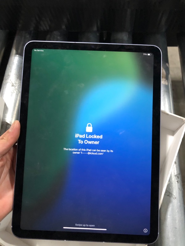 Photo 1 of Apple iPad Air 11-inch (M2): Built for Apple Intelligence, Liquid Retina Display, 512GB, 12MP Front/Back Camera, Wi-Fi 6E, Touch ID, All-Day Battery Life — Purple