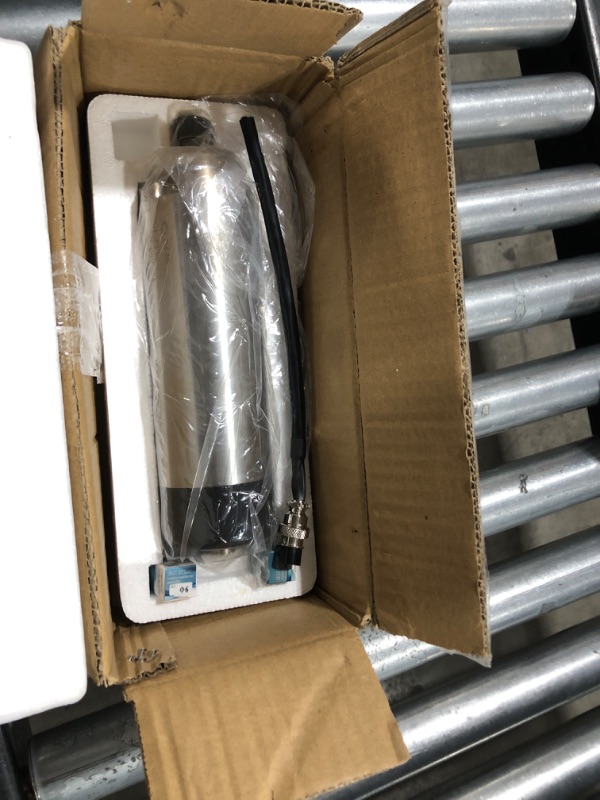 Photo 1 of QNK CNC Spindle Motor, 1.5KW Air Cooled Spindle Motor 65mm 110V ER11 24000RPM Spindle Motor, High Speed Spindle Motor 10A 400Hz Air Cooled Spindle Motor Round for CNC Router Engraver Milling Machine