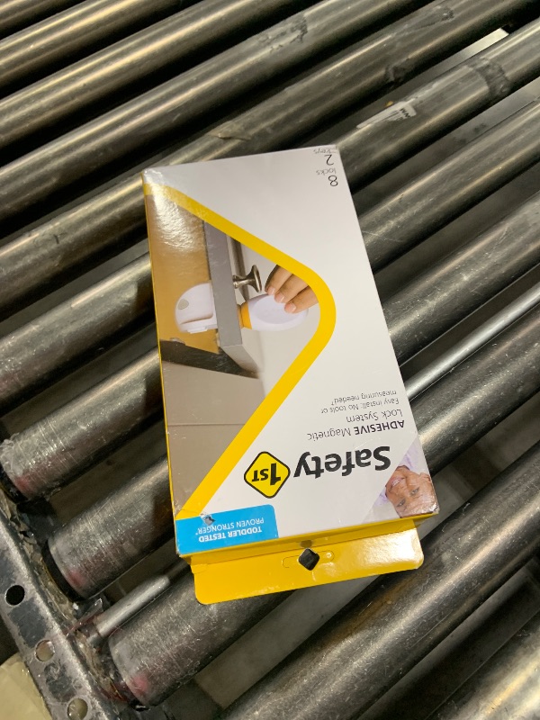 Photo 1 of Safety 1st Adhesive Magnetic Lock System, 8 Locks And 2 Keys