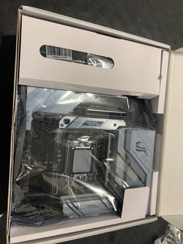 Photo 1 of ASUS ROG Strix B650-A Gaming WiFi 6E AM5 (LGA1718) Ryzen 7000 Motherboard(12+2 Power Stages,DDR5,3xM.2 Slots,PCIe® 4.0, 2.5G LAN,WiFi 6E,USB 3.2 Gen 2x2 Type-C® Port)