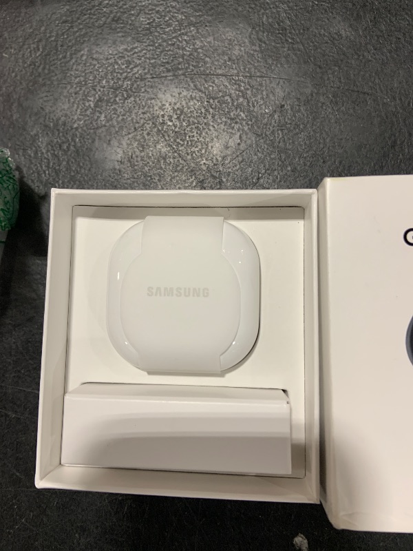 Photo 1 of Samsung Buds 2 Graphite