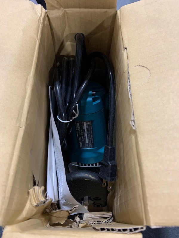 Photo 1 of Makita JS3201 10 Gauge Shear