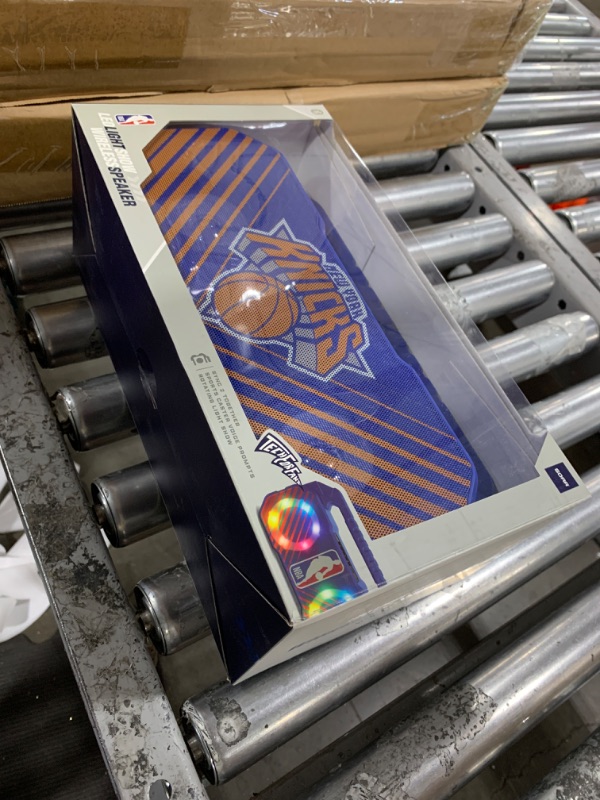 Photo 1 of ?SOAR NBA Wireless Boombox Speaker, New York Knicks