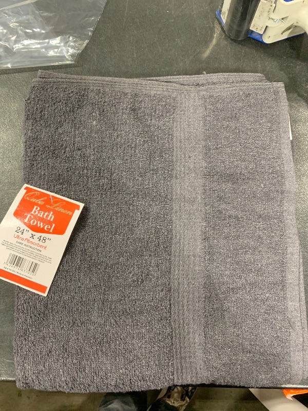 Photo 1 of Grey Bath Towels