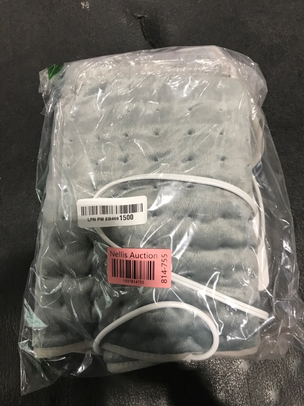 Photo 1 of Heating Pad,Electric Heating Pads for Back,Neck,Abdomen,Moist Heated Pad for Shoulder,Knee,Hot Pad for Arms and Legs,Valentines Day Gifts-Auto Shut Off(Light Gray, 20''×24')