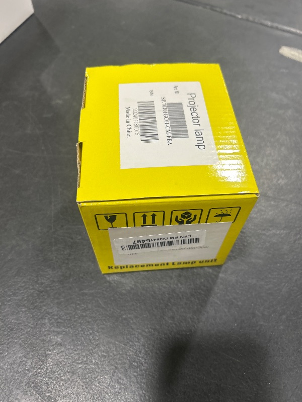 Photo 1 of AWO SP.70201GC01 / SP.77011GC01 / BL-FP210A / BL-FP210B Replacement Lamp Bulb with Housing for OPTOMA DH1012 EH210 EH341 HD26LV HDF572 HT210V W316ST W350 W351 X316ST X35 X351 X342e HD200D