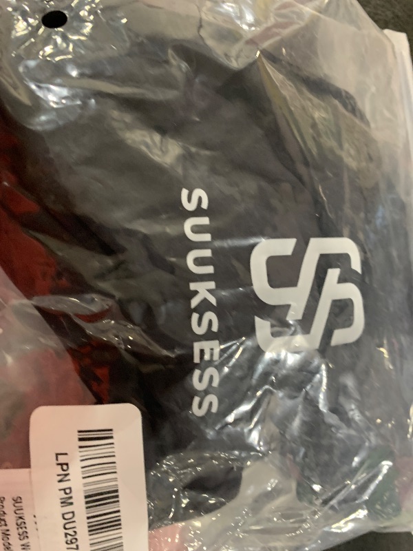 Photo 1 of SUUKSESS Women Sexy Square Neck Tank Top Summer Y2K Going Out Tops Casual Sleeveless Basic Cami Shirts (Black, S)
