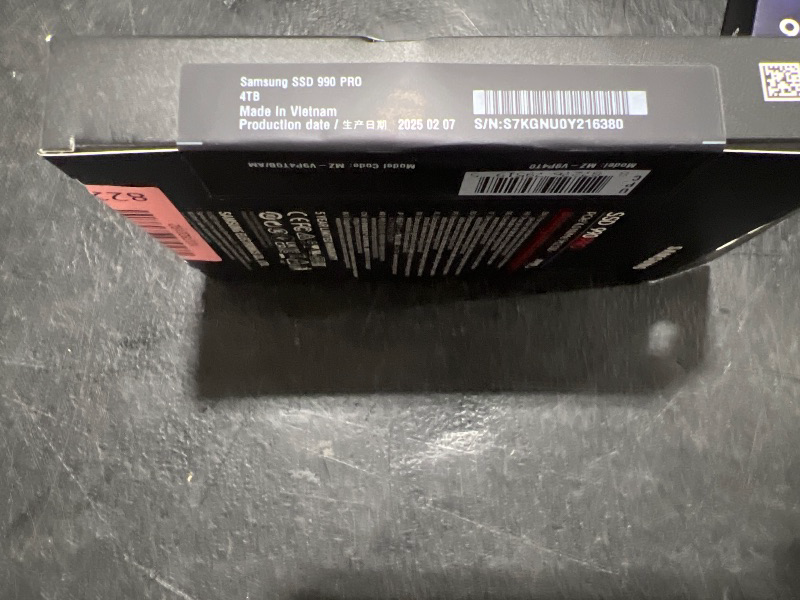 Photo 1 of SAMSUNG 990 PRO SSD 4TB PCIe 4.0 M.2 2280 Internal Solid State Hard Drive, Seq. Read Speeds Up to 7,450 MB/s for High End Computing, Gaming, and Heavy Duty Workstations, MZ-V9P4T0B/AM