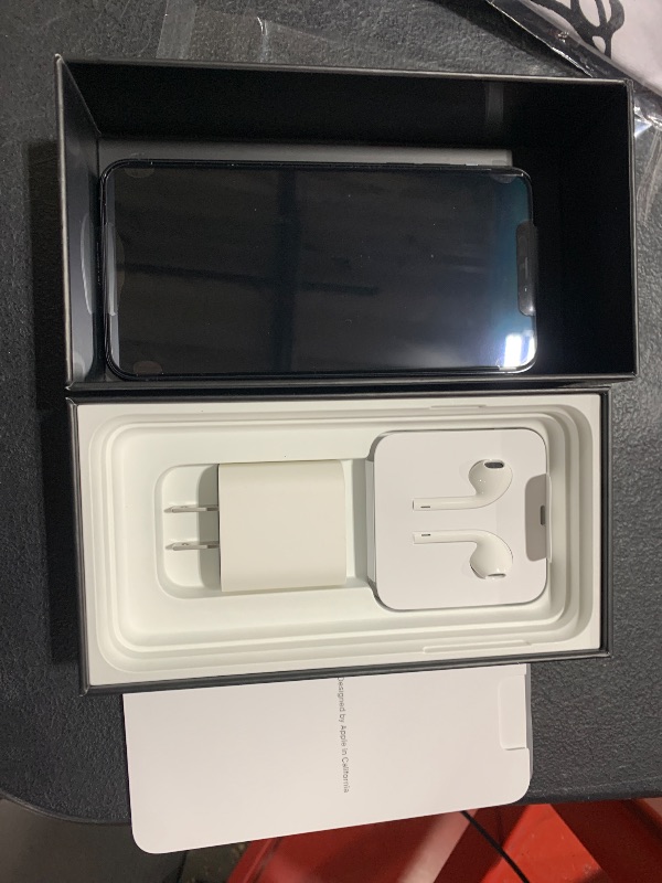 Photo 4 of Apple iPhone 11 Pro Max [64GB, Midnight Green] + Carrier Subscription [Cricket Wireless]