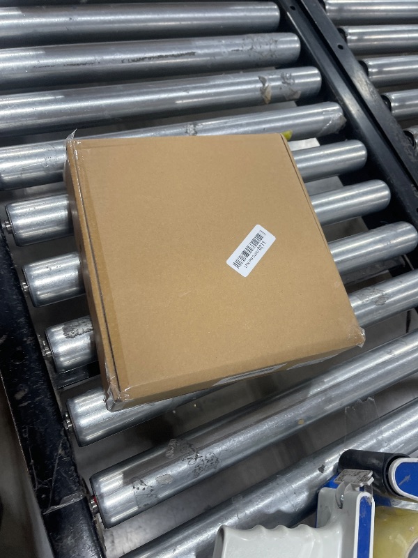 Photo 1 of UOTEK 5G SIM Card Router CPE, WiFi 6 Router 5G Modem Dual Band NSA SA with SIM Card Slot for Smarthome Office Indoor High Speeed Wireless Router