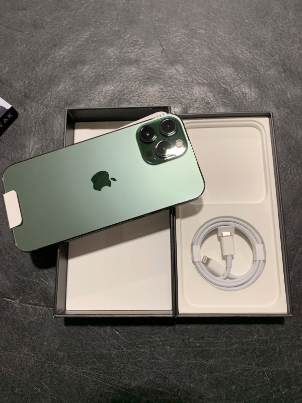 Photo 3 of Apple iPhone 13 Pro Max (256 GB, Alpine Green) [Locked] + Carrier Subscription