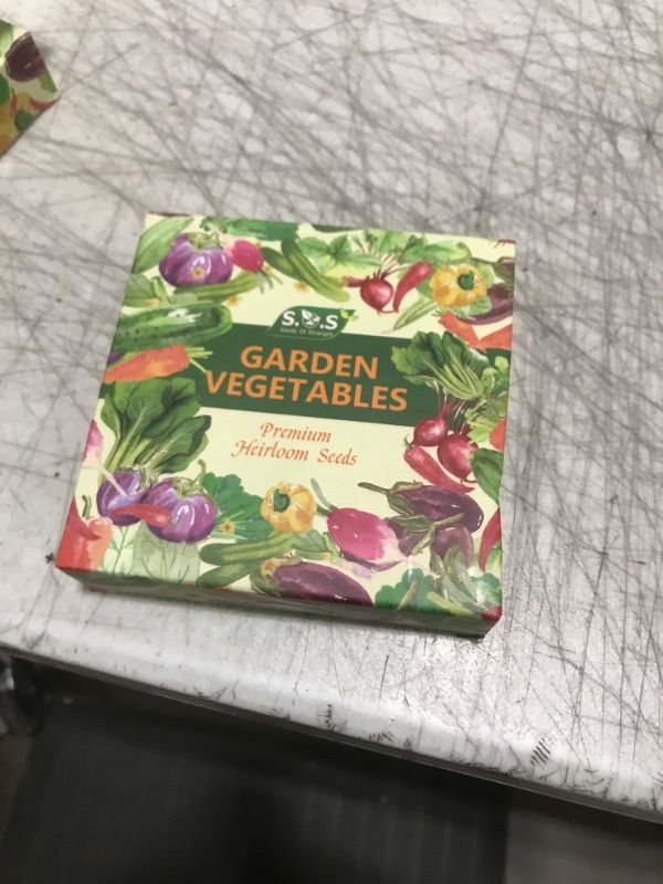 Photo 2 of Planting 5 Individual Packets W/Garden Gift Box- Pumpkin, Big Max Pumpkin, Table Queen Squash, Straightneck Squash and Zucchini for Your Non GMO Heirloom Vegetable Garden (5 Variety Pumpkin Seeds)