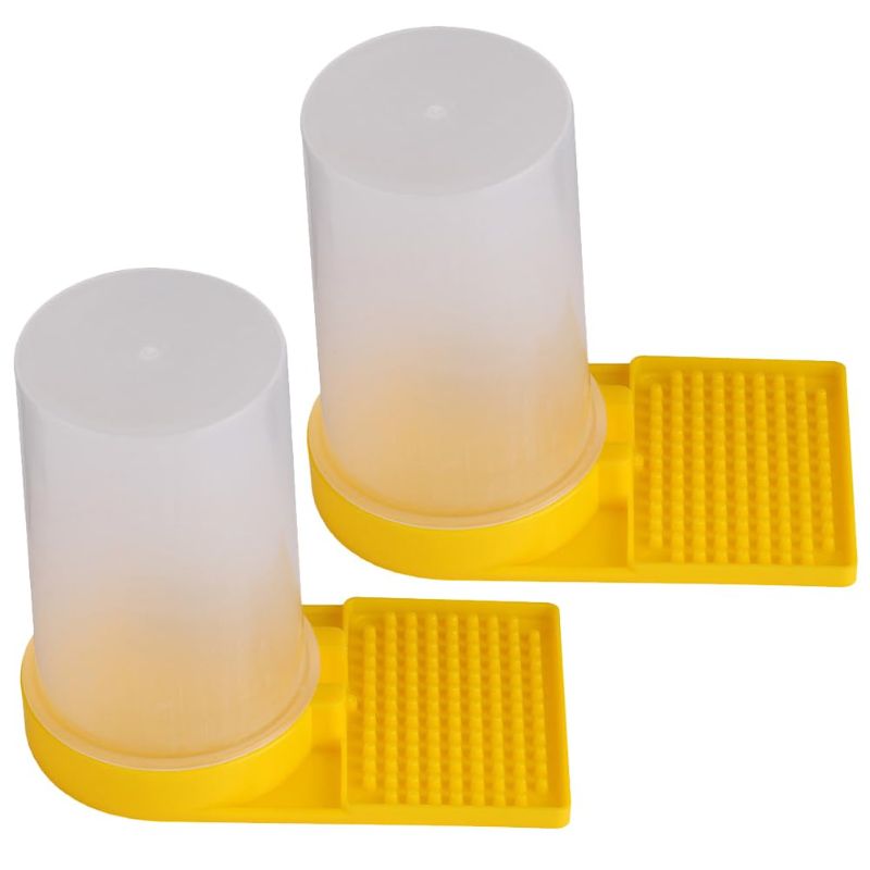 Photo 1 of Bee Waterer, 2 Pcs Bee Water Feeder Beehive Bee Feeder Beekeeping Water Dispenser Honey Feeder Honey Beehive Entrance Feeder Bee Drinking Honey Beekeeping Equipment
