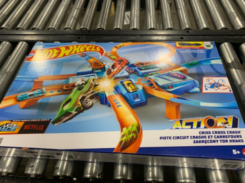 Photo 2 of Hot Wheels Toy Car Track Set, Criss Cross Crash with 1:64 Scale Vehicle, Powered by a Motorized Booster (Amazon Exclusive)