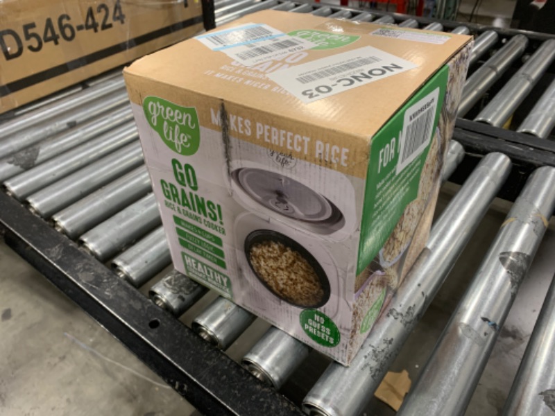 Photo 1 of GreenLife 4-Cup Digital Rice Cooker, PFAS & PFOA-Free Removable Ceramic Dishwasher Safe Pot, Healthy Cooking Oats Grains & More, Auto Presets, Touch-screen, Delay & Keep Warm, Paddle Included, White