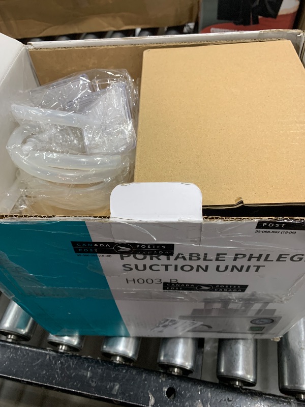 Photo 1 of 1000ml Portable Veterinary Suction Machine for Home Use 110V