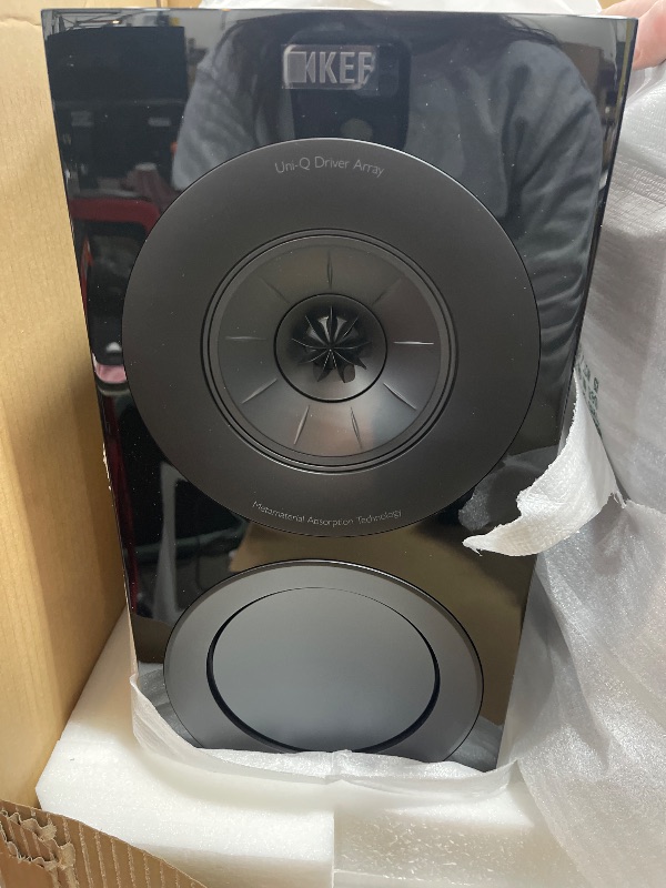 Photo 7 of KEF R3 Meta (Black Gloss, Pair)