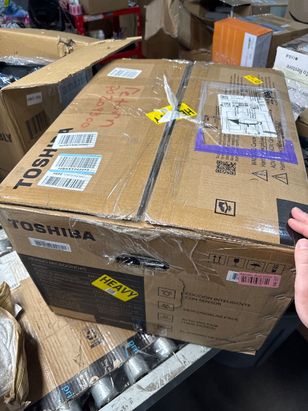 Photo 1 of (PARTS) (NOT A FUNCTIONAL UNIT) TOSHIBA EM131A5C-SS Countertop Microwave Ovens 1.2 Cu Ft with 12.4" Removable Turntable Smart Humidity Sensor, 12 Auto Menus Mute Function ECO Mode Easy Clean Interior, 1000W, Silver
