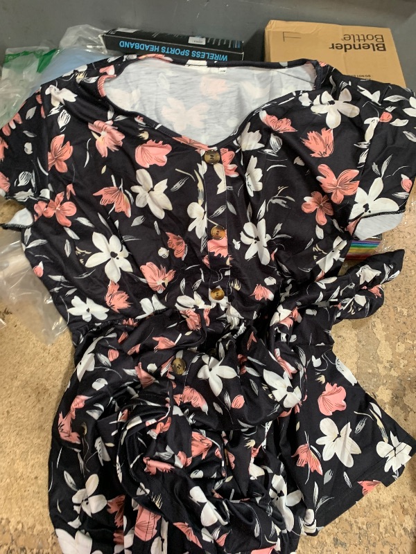 Photo 1 of  Women's Plus Size Dress Short Sleeve Floral Pattern Dresses SIZE 22
