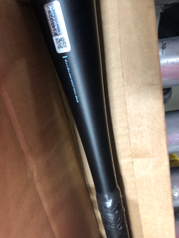 Photo 1 of Easton | 2025 | Tantrum Slowpitch Softball Bat | USSSA | 13" Barrel | Balanced | 1-Piece| 27 oz.
