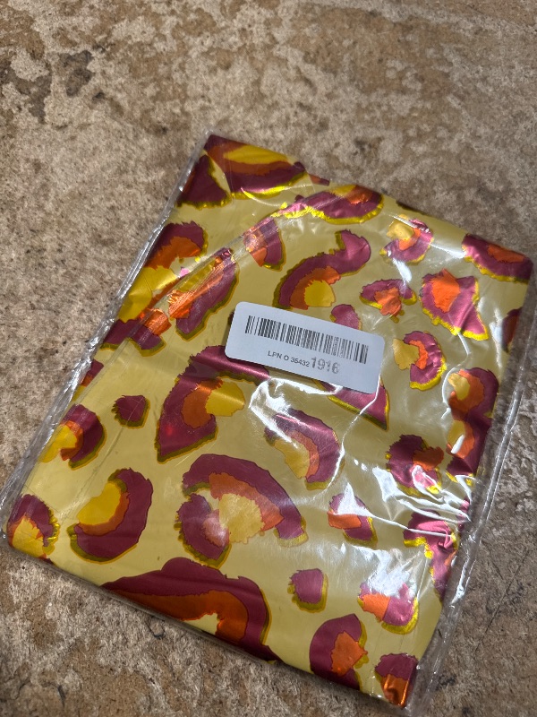 Photo 1 of 12 Pcs 18 inch Leopard Print Aluminum Foil Balloons Animal Balloons Jungle Balloon Wildlife Print Balloon for Zoo Themed Jungle Safari Themed Birthday Decorations (Leopard Print)