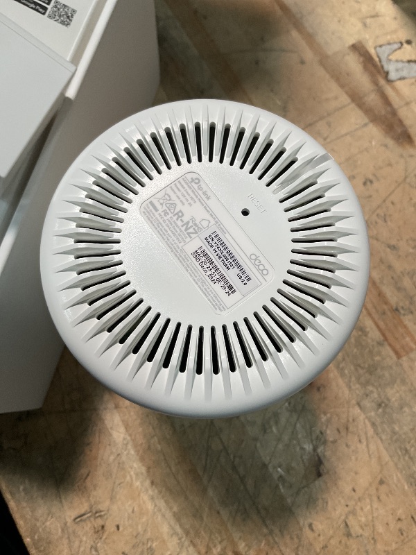 Photo 1 of *UNABLE TO TESTED* TP-Link ???? XE75 AXE5400 Tri-Band WiFi 6E Mesh System - Covers up to 2900 Sq.Ft, Replaces WiFi Router and Extender, AI-Driven Mesh, New 6GHz Band, 1-Pack