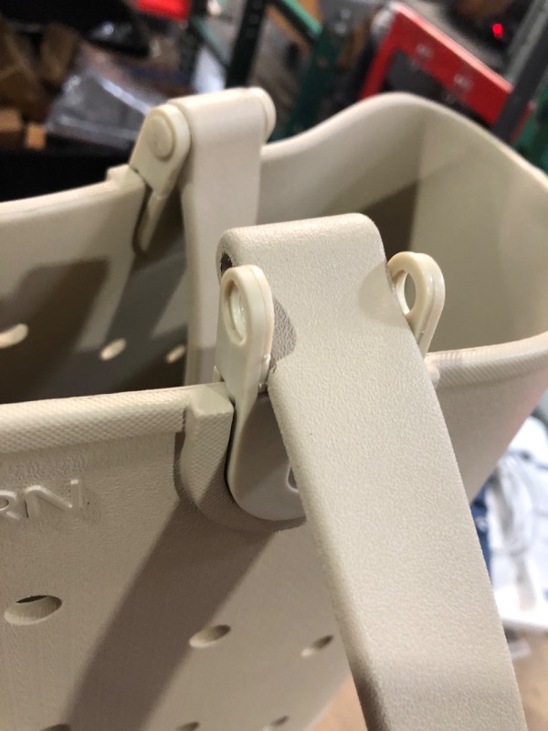 Photo 1 of (broken handle) Simple Modern Extra-Large Beach Bag Waterproof Getaway Rubber Tote with Zipper Pocket for Travel