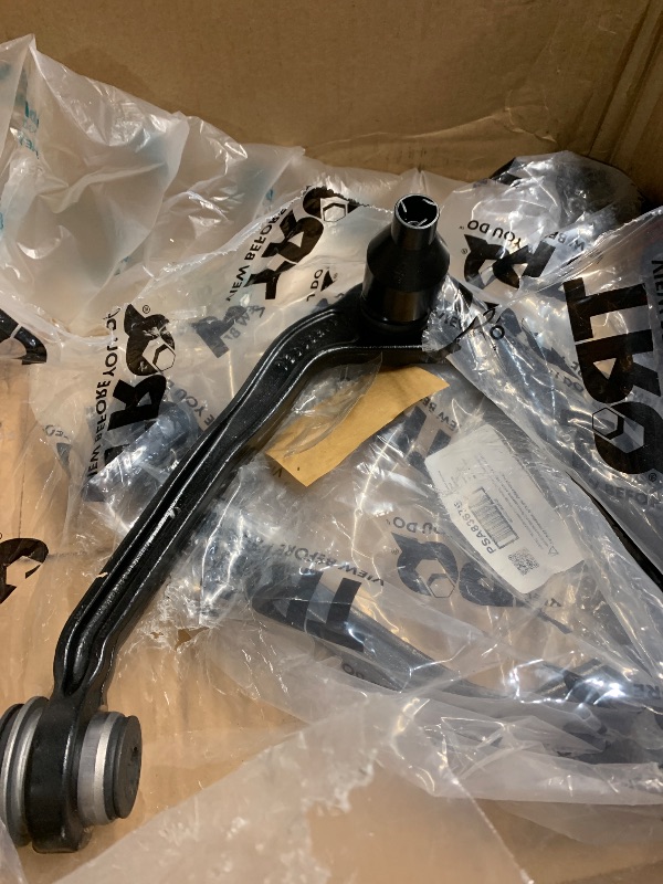 Photo 1 of (used)(unknown if complete) TRQ Front Upper & Lower Control Arm with Ball Joint Set Compatible with 1999-2006 Chevrolet Silverado 1500 2007 Silverado 