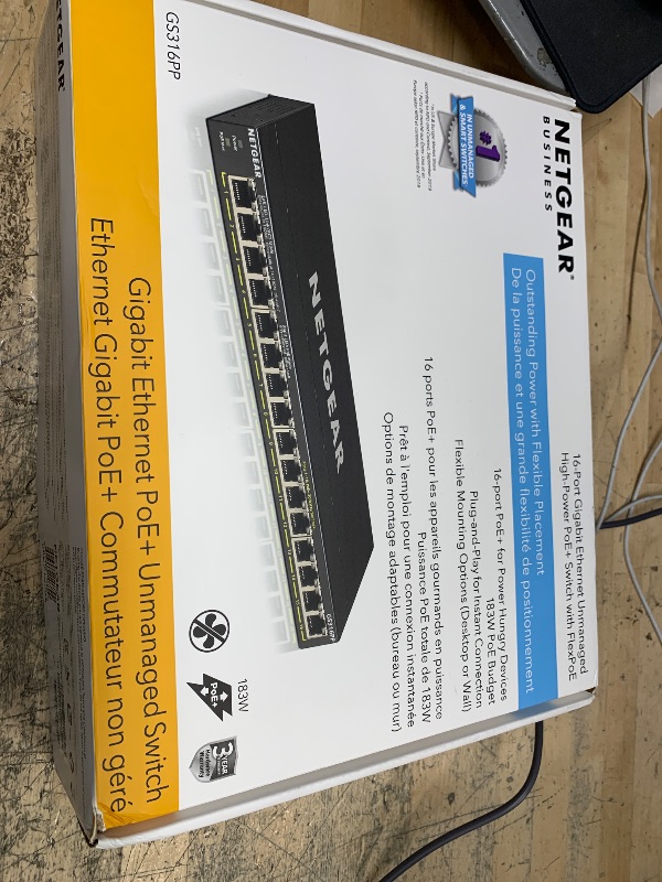 Photo 1 of *FOR PARTS ONLY DOES NOT POWER ON* NETGEAR 16-Port PoE+ Gigabit Ethernet Unmanaged Essentials Switch (GS316PP) - with 16 x PoE+ @ 183W, Desktop or Wall Mount