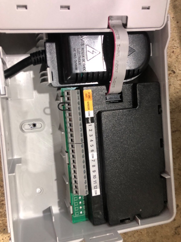 Photo 1 of ************screen broken****Orbit B-hyve 12-Zone Smart Indoor/Outdoor Sprinkler Controller