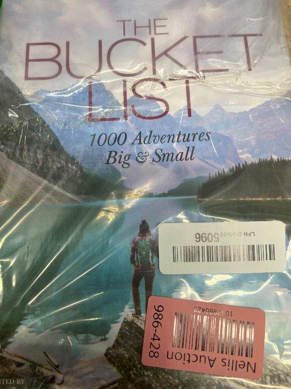 Photo 1 of ***(MINOR DAMAGE/ SEE NOTES)***THE BUCKET LIST 1000 ADVENTURES BIG & SMALL EDITED BY KATH STATHERS hardcover 