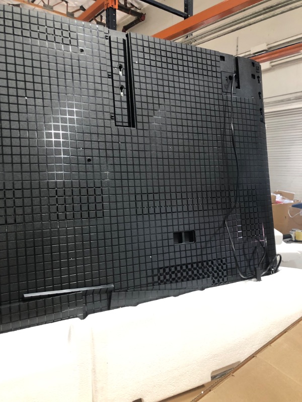 Photo 1 of ***DOES NOT POWER ON***

 Sony QD-OLED 77 inch BRAVIA XR A95L Series 4K Ultra HD TV: Smart Google TV with Dolby Vision HDR and Exclusive Gaming Features for The PlayStation® 5 XR77A95L- Latest Model,Black