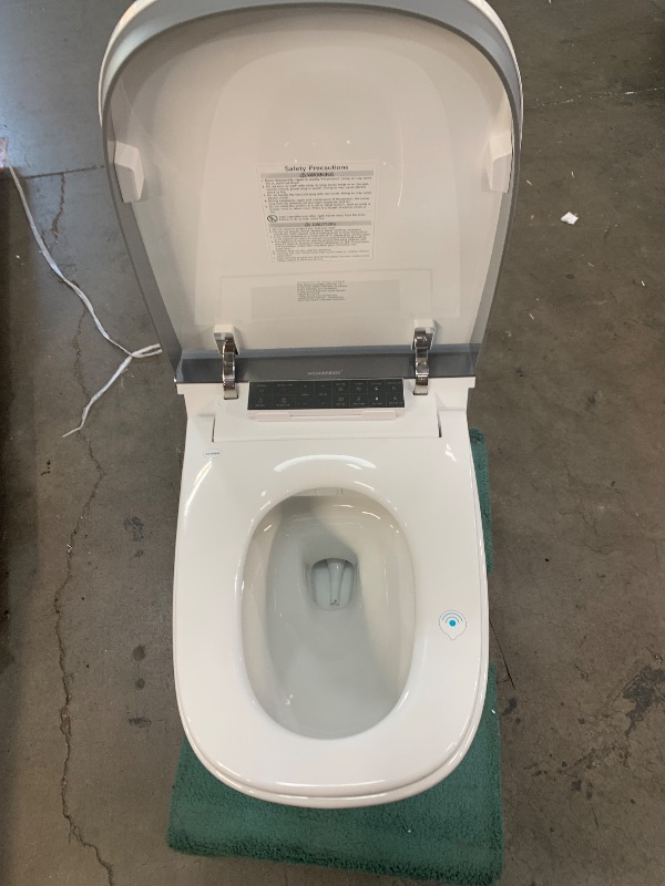 Photo 1 of ****PARTS ONLY**********WOODBRIDGE Smart Bidet Toilet 1.28 GPF Dual Flush, Auto Open & Close, Auto Flush, Foot Sensor,1000 Gram MaP Flushing Score,Movement Drying,Heated Seat,ADA Chair Height and Cleaning Foam Dispenser