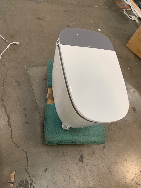Photo 1 of ****PARTS ONLY**********WOODBRIDGE Smart Bidet Toilet 1.28 GPF Dual Flush, Auto Open & Close, Auto Flush, Foot Sensor,1000 Gram MaP Flushing Score,Movement Drying,Heated Seat,ADA Chair Height and Cleaning Foam Dispenser