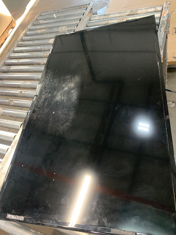 Photo 1 of ***NO POWER TO SCREEN*** Samsung 50-Inch Class Crystal UHD U8000F 4K Smart TV (2025 Model) Endless Free Content, Crystal Processor 4K, MetalStream Design, Knox Security, Alexa Built-in