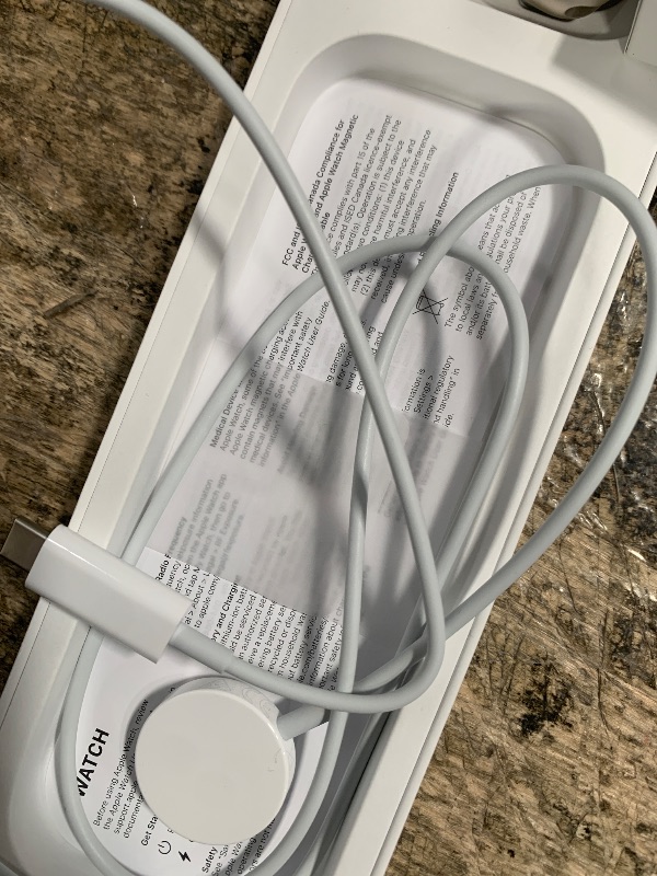 Photo 1 of Apple Watch SE (2nd Gen) [GPS 40mm] Smartwatch with Starlight Aluminum Case with Starlight Sport Band S/M. Fitness and Sleep Trackers, Crash Detection, Heart Rate Monitor, Retina Display