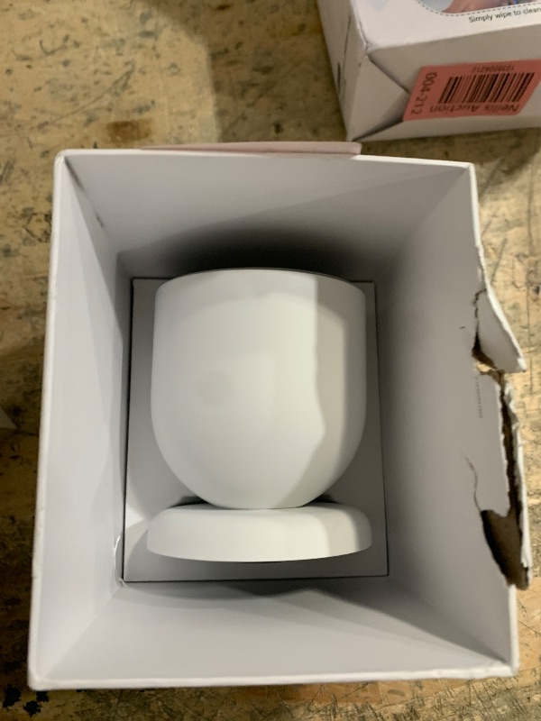 Photo 1 of (PARTIAL SET) (USED/FAIR) Google Nest Cam Outdoor or Indoor, Battery - 2nd Generation - 1 Pack