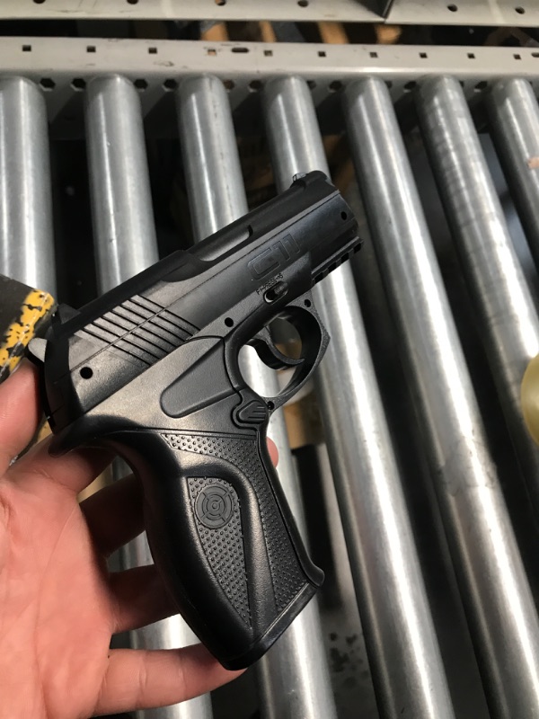 Photo 1 of ( Doesnt work)
BB Pistol