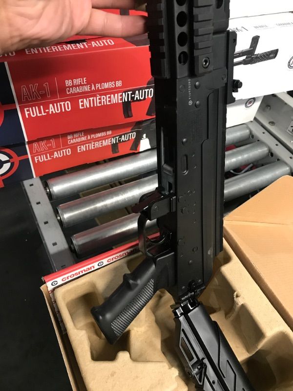 Photo 1 of (MAGAZINE BROKEN) Crosman Full AUTO AK1 4.5MM 28RD BLK