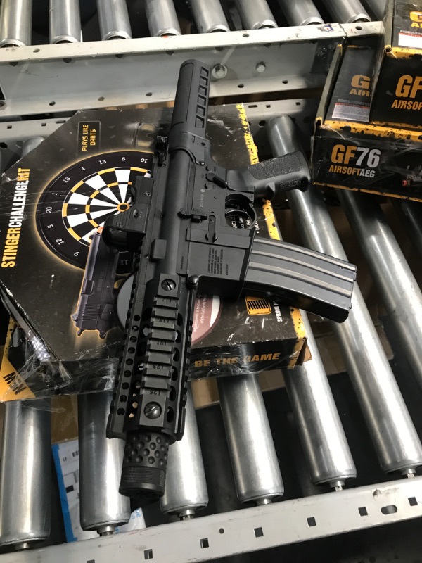Photo 1 of ( Doesnt WORK)
Crosman A4 Pistol (Black) CO2 Powered, Full Auto BB Air Pistol